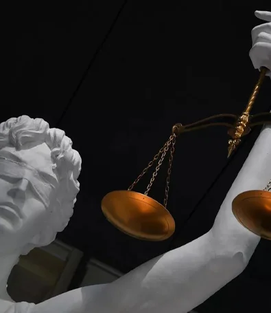 Послуги військового адвоката щодо захисту від кримінального переслідування військовослужбовців