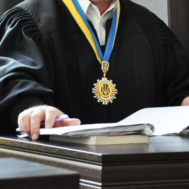 АДВОКАТ У СУДОВИХ СПРАВАХ